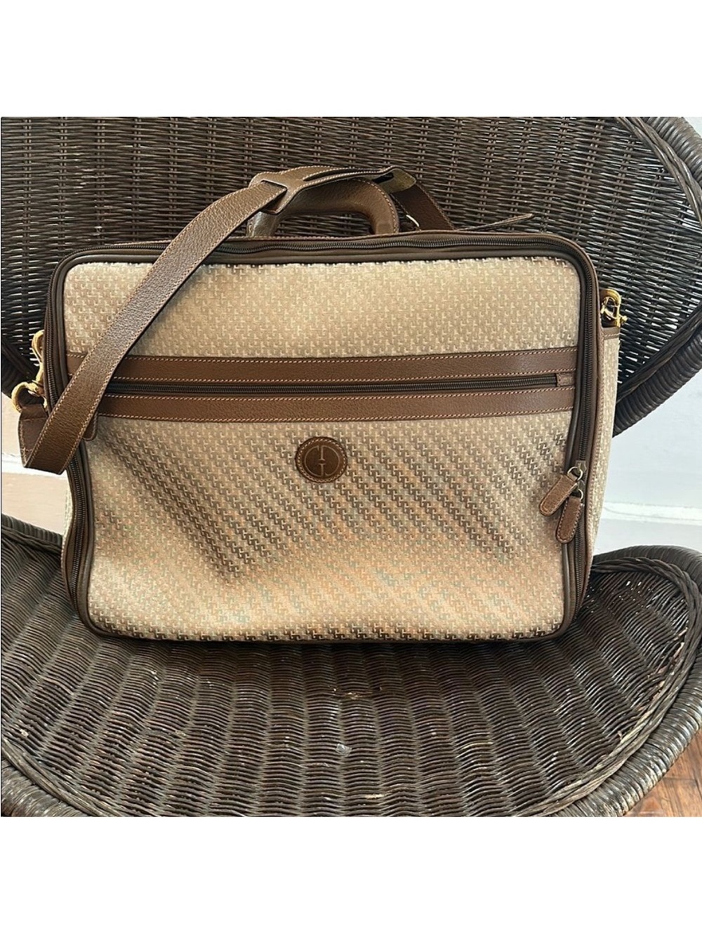 Vintage GUCCI GG Monogram Shoulder Travel Bag AUTHENTIC
